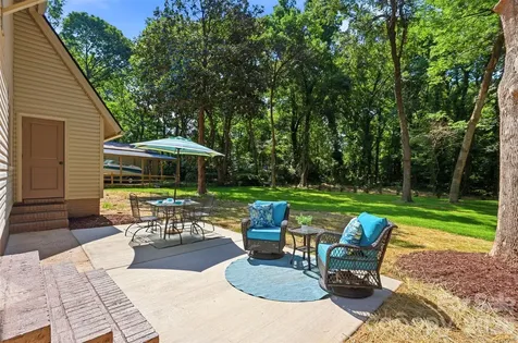 5908 Mcnair Road Charlotte NC 28212