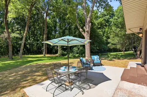5908 Mcnair Road Charlotte NC 28212