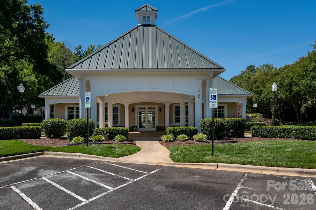 1103 Real Quiet Lane Waxhaw NC 28173