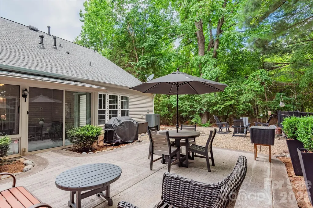 7330 Restoration Drive Matthews NC 28105