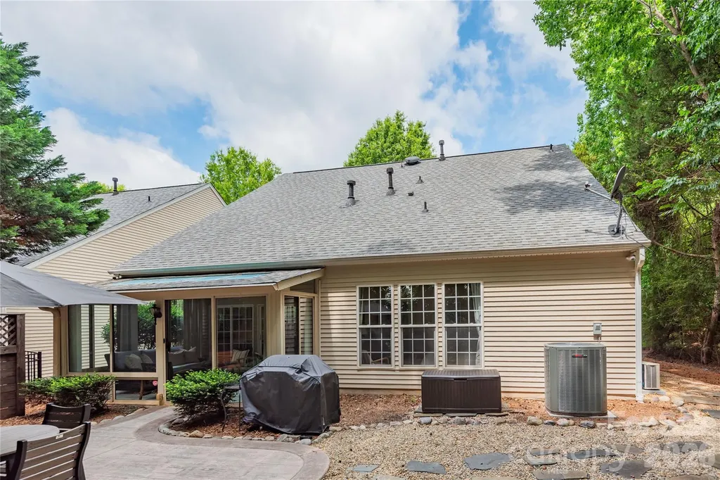 7330 Restoration Drive Matthews NC 28105
