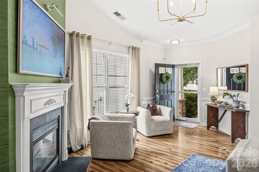 1732 Crabapple Tree Lane Charlotte NC 28214