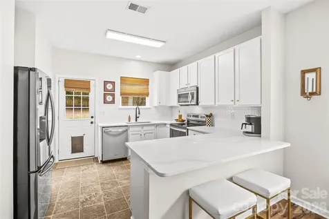 1732 Crabapple Tree Lane Charlotte NC 28214