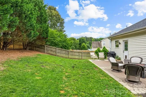 1732 Crabapple Tree Lane Charlotte NC 28214