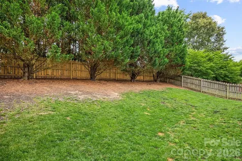 1732 Crabapple Tree Lane Charlotte NC 28214