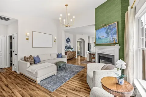 1732 Crabapple Tree Lane Charlotte NC 28214