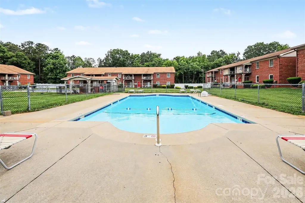121 Carriage House Drive Kannapolis NC 28081