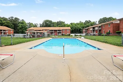 121 Carriage House Drive Kannapolis NC 28081