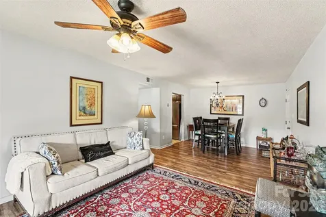 121 Carriage House Drive Kannapolis NC 28081