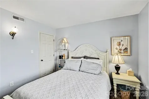 121 Carriage House Drive Kannapolis NC 28081
