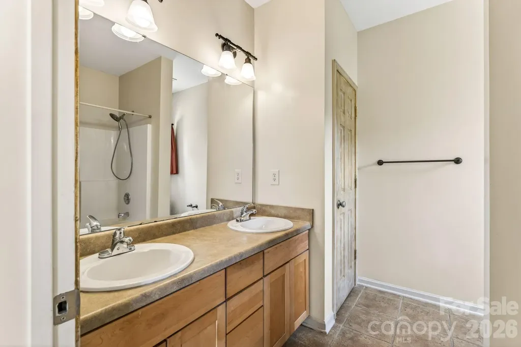 649 Raphael Place Charlotte NC 28205