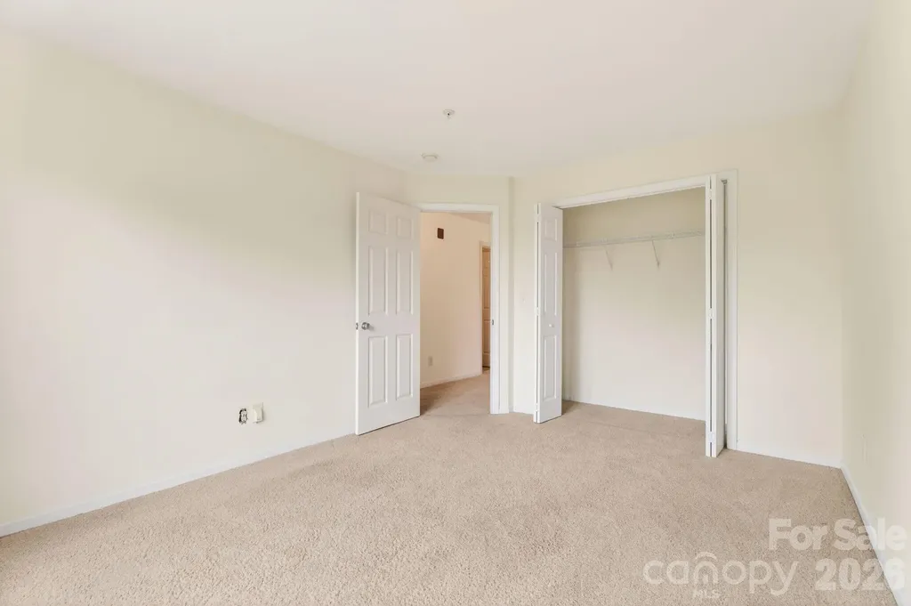 649 Raphael Place Charlotte NC 28205