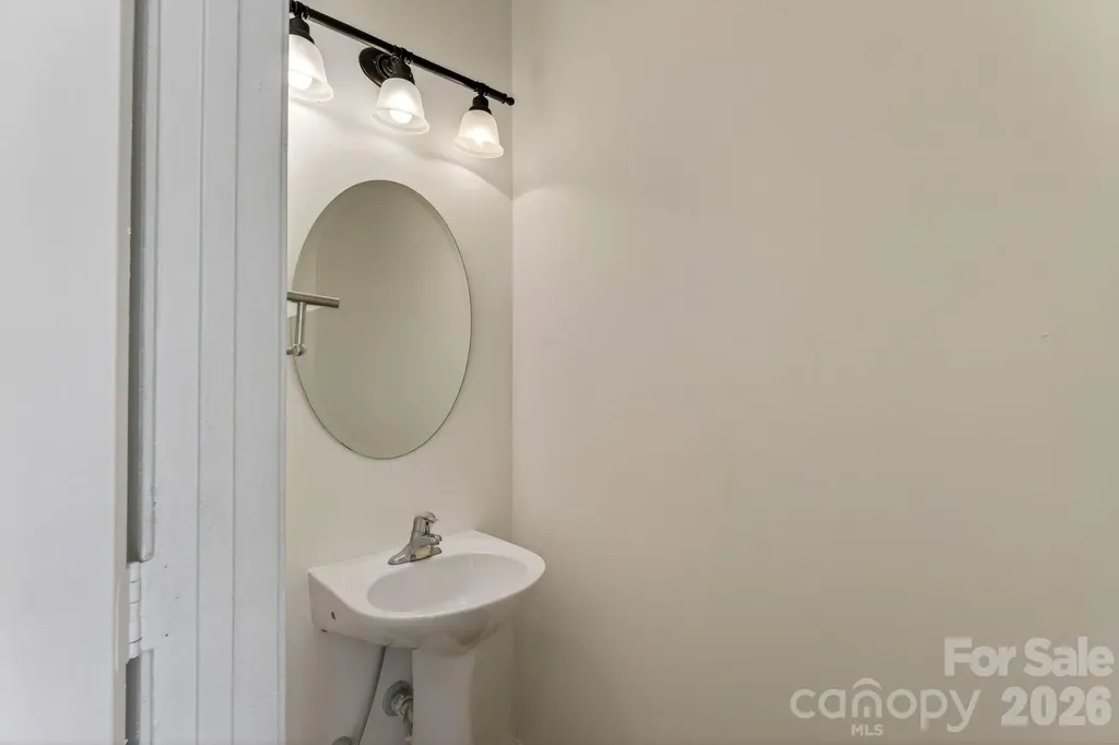649 Raphael Place Charlotte NC 28205