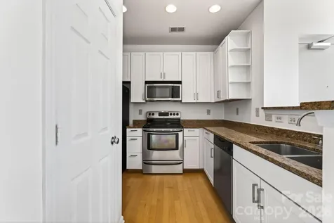 649 Raphael Place Charlotte NC 28205