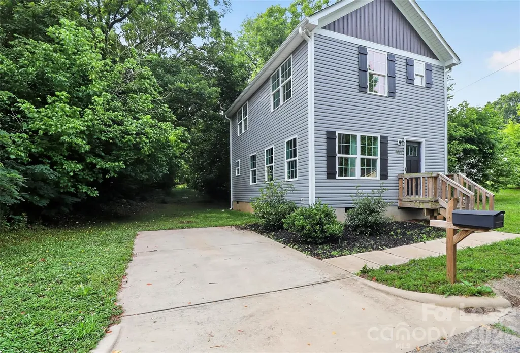 1007 Wilmouth Street Shelby NC 28152