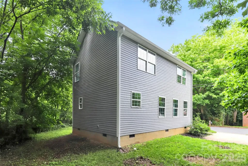 1007 Wilmouth Street Shelby NC 28152
