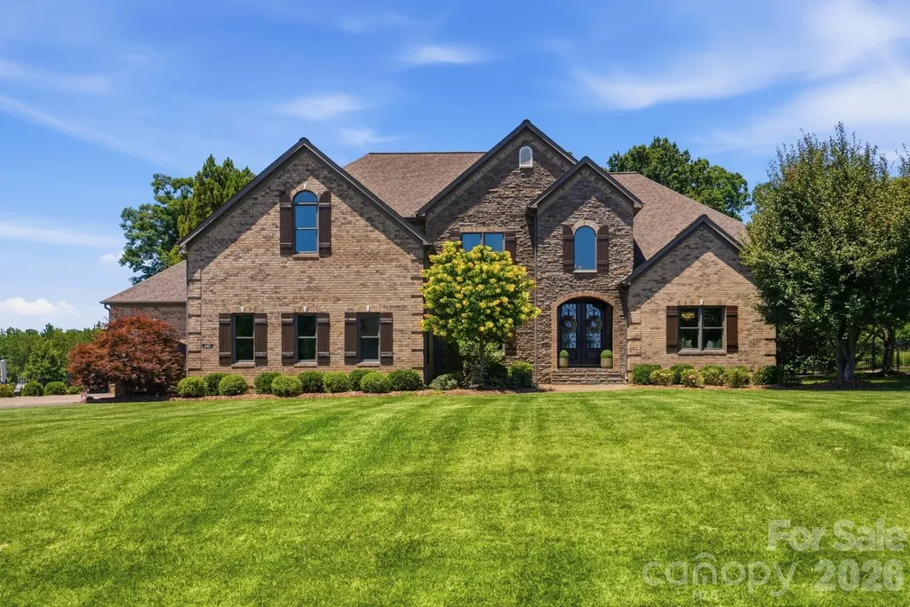 142 Riverchase Lane Mooresville NC 28115