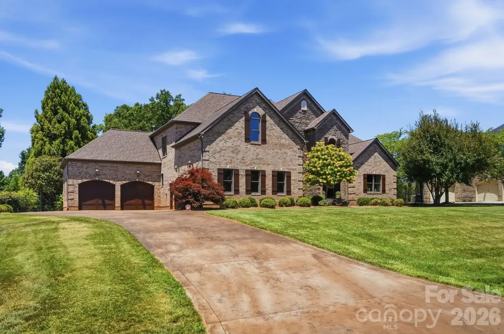 142 Riverchase Lane Mooresville NC 28115