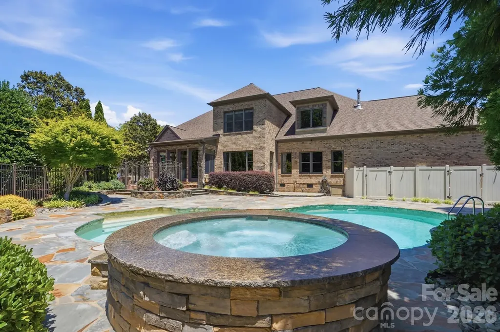 142 Riverchase Lane Mooresville NC 28115