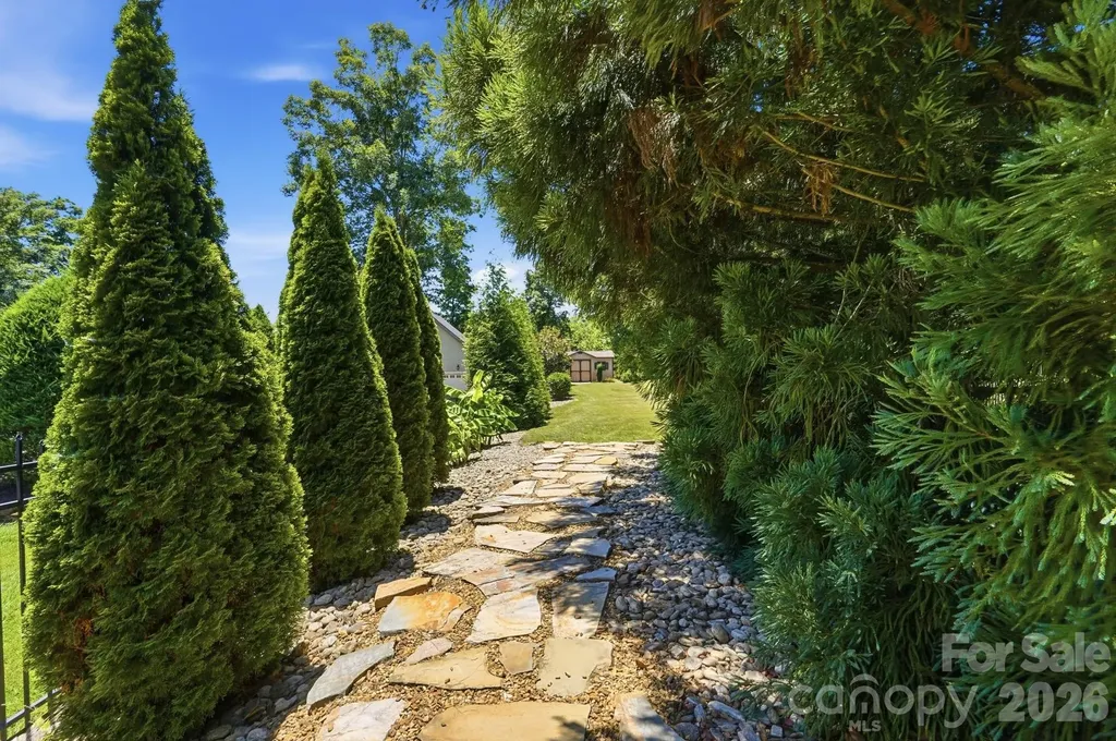 142 Riverchase Lane Mooresville NC 28115