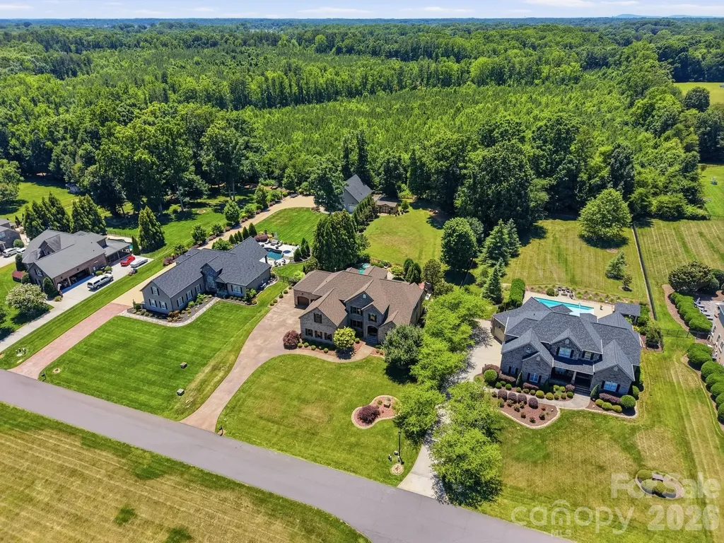 142 Riverchase Lane Mooresville NC 28115
