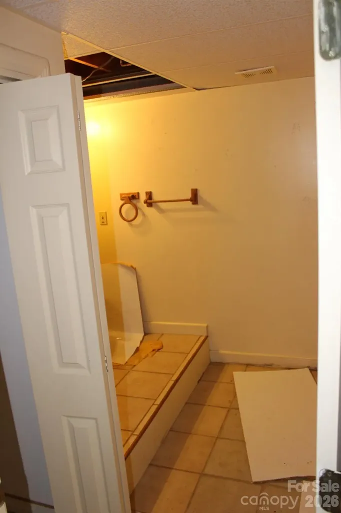 30 Oak Lane Columbus NC 28722