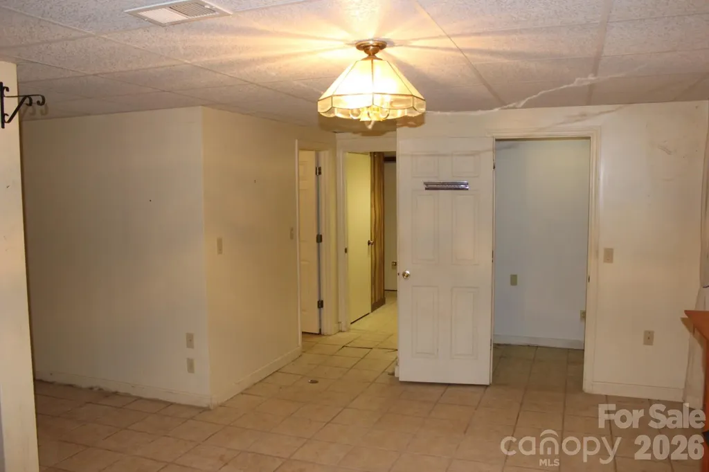 30 Oak Lane Columbus NC 28722