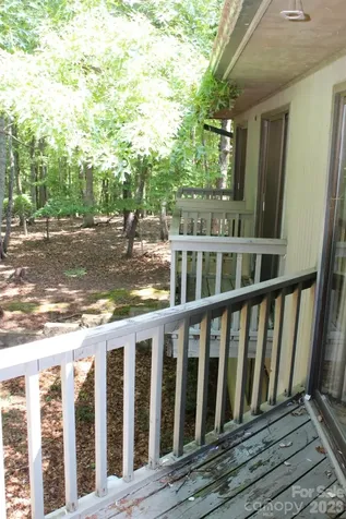 30 Oak Lane Columbus NC 28722
