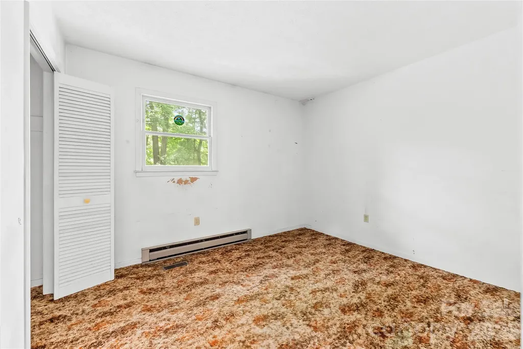 100 Stonewall Avenue Swannanoa NC 28778