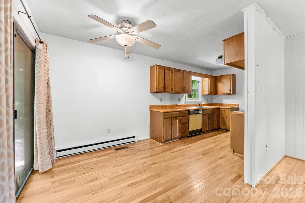 100 Stonewall Avenue Swannanoa NC 28778