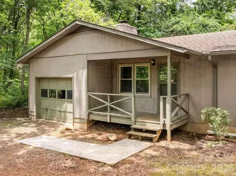 100 Stonewall Avenue Swannanoa NC 28778