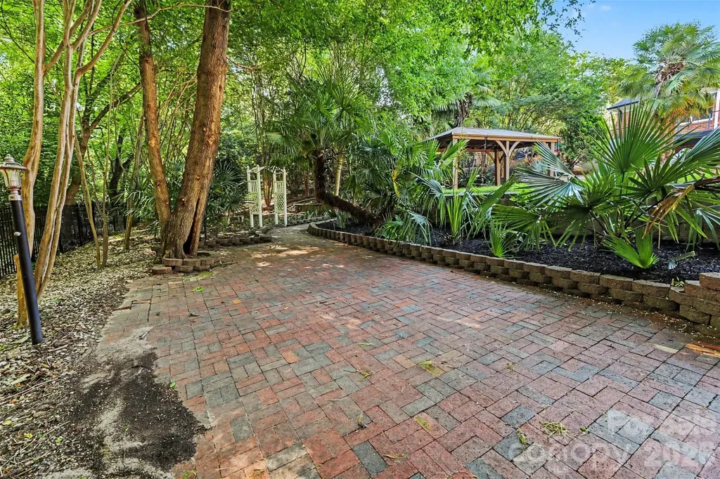 2814 Winding Oak Drive Charlotte NC 28270