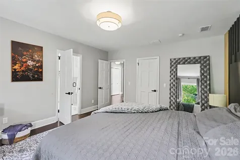 2814 Winding Oak Drive Charlotte NC 28270