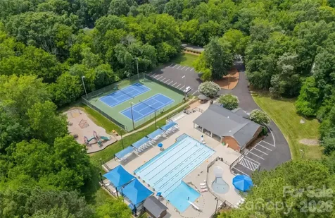 2814 Winding Oak Drive Charlotte NC 28270