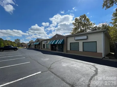 1303 7th Avenue E Hendersonville NC 28791
