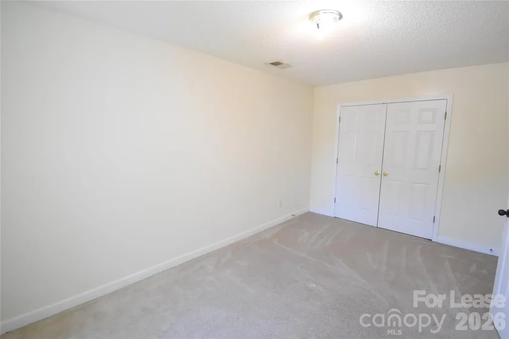 1431 Olde Justin Place Charlotte NC 28262