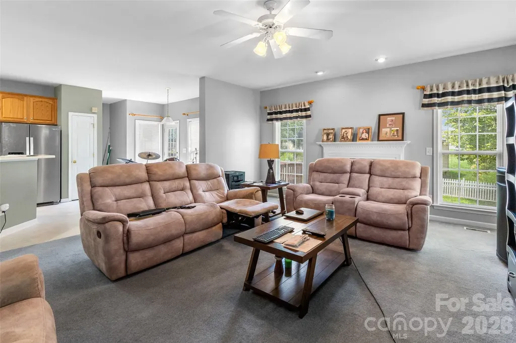2725 Billings Park Drive Charlotte NC 28213