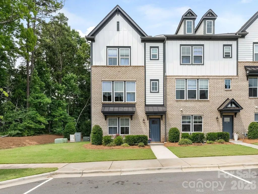 15004 Bayou Drive Charlotte NC 28277