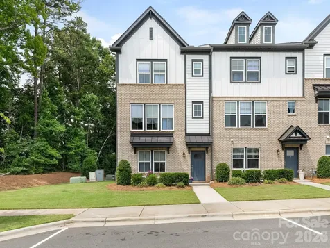 15004 Bayou Drive Charlotte NC 28277