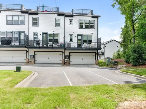 15004 Bayou Drive Charlotte NC 28277