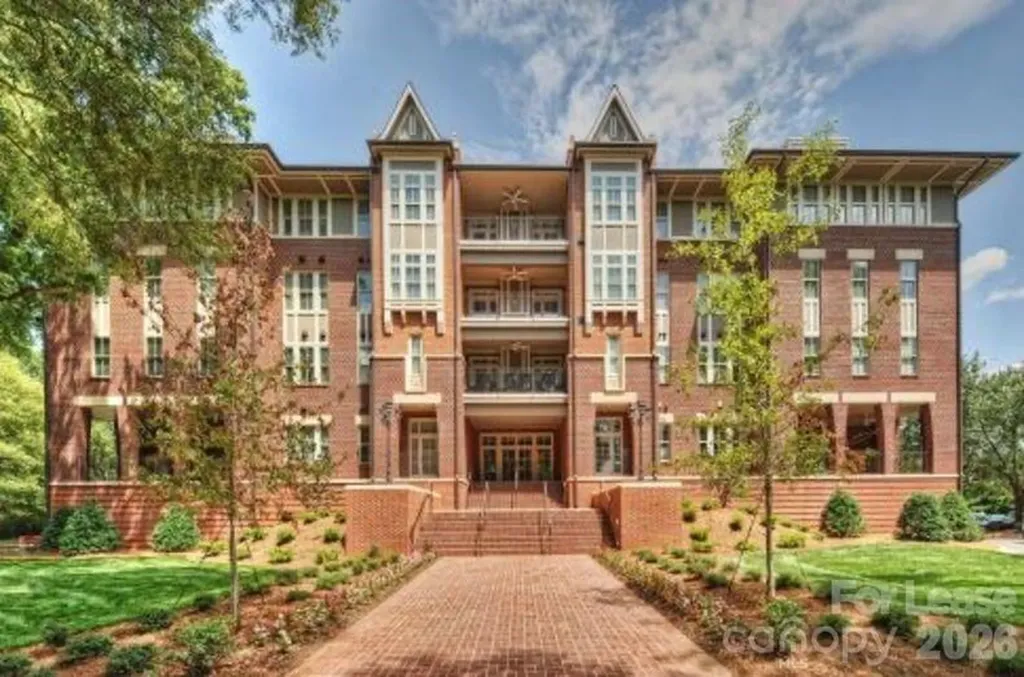 2100 Queens Road W Charlotte NC 28207