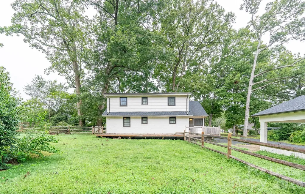 12013 Idlewild Road Matthews NC 28105