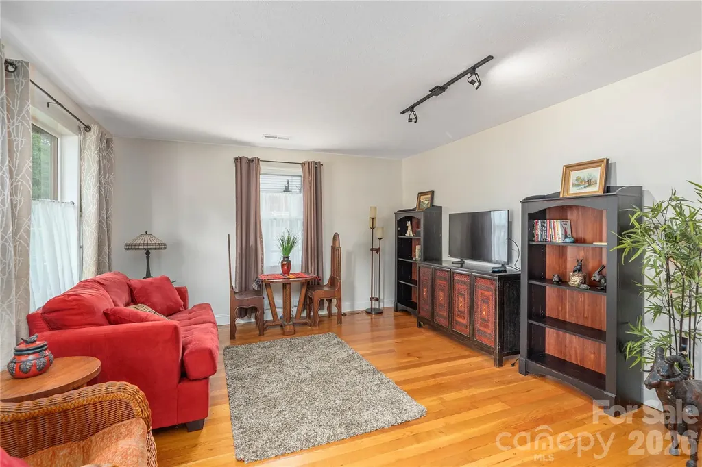 1236 Brown Avenue Waynesville NC 28786