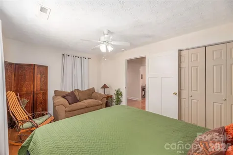 1236 Brown Avenue Waynesville NC 28786