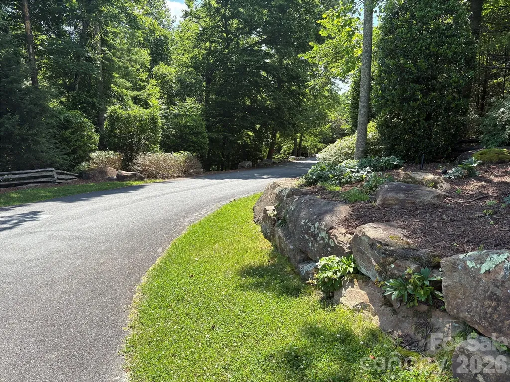 239 Stone Valley Way Hendersonville NC 28792