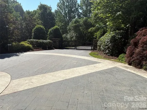 239 Stone Valley Way Hendersonville NC 28792