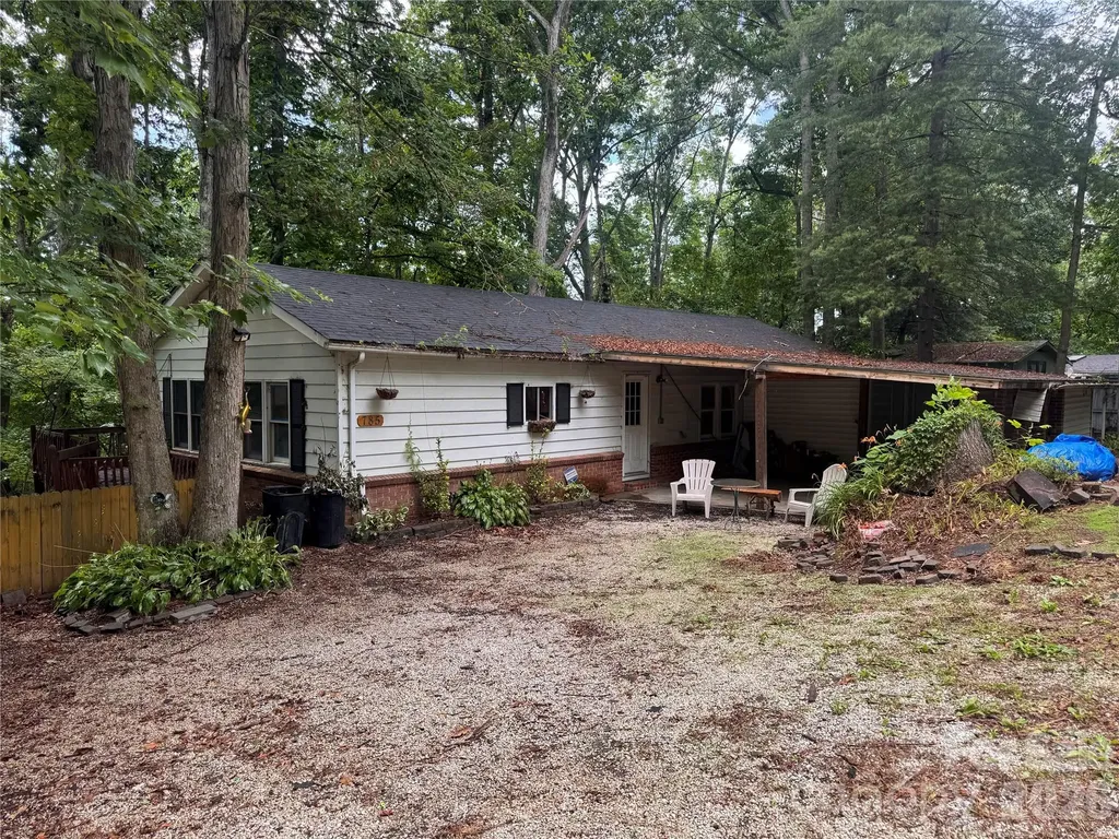 785 Hutch Mountain Road Fletcher NC 28732