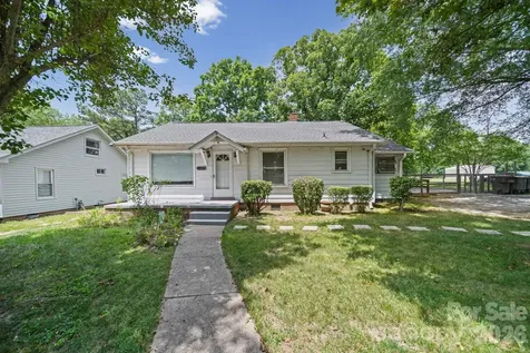 1911 Glenwood Street Kannapolis NC 28083