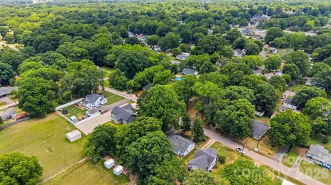 1911 Glenwood Street Kannapolis NC 28083