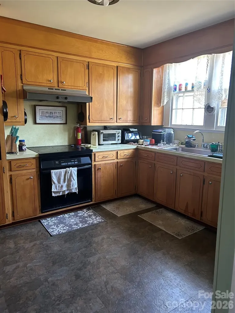 703 N 4th Street Albemarle NC 28001